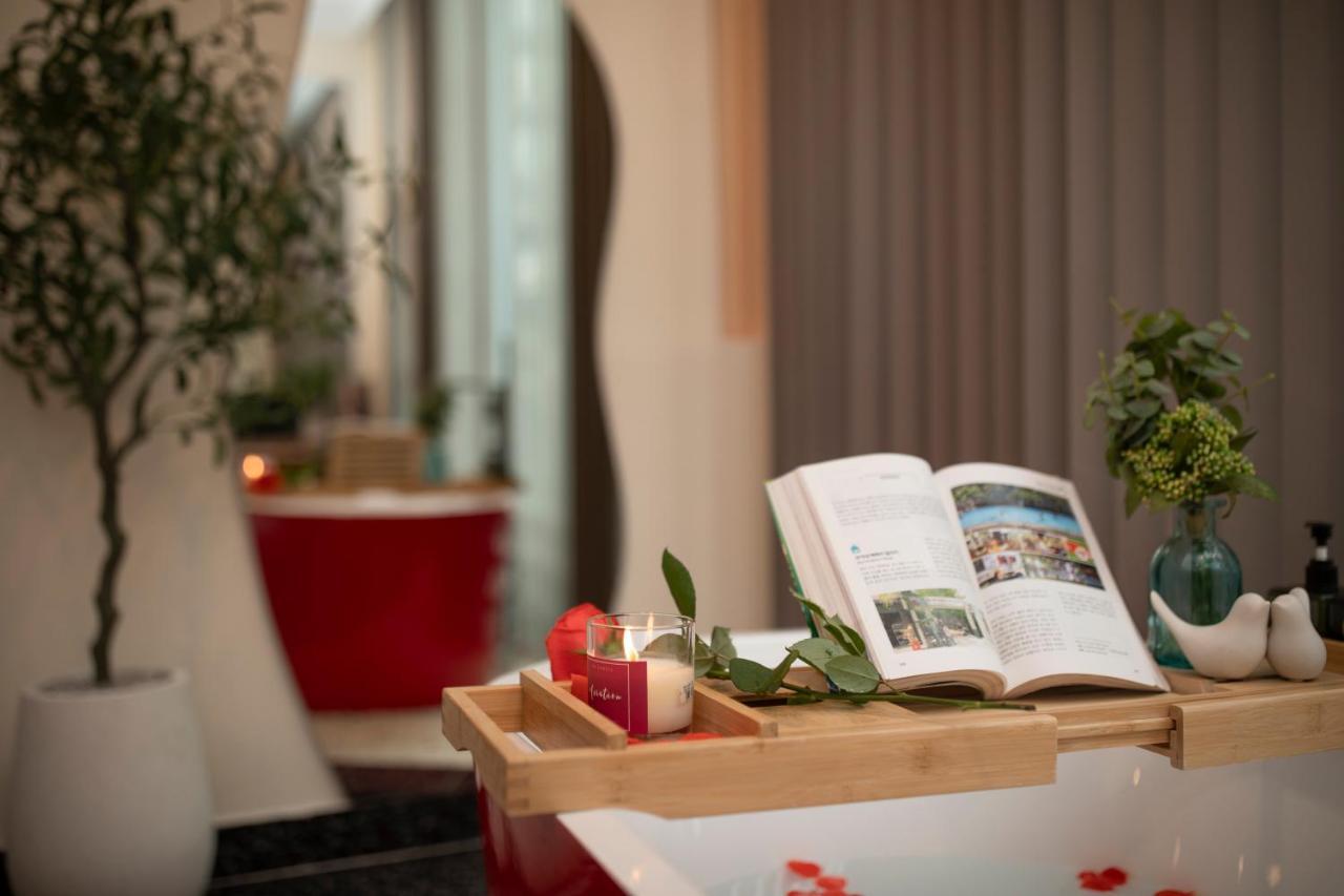 An Thinh Central Hotel - Ben Thanh Market Ho Chi Minh-stad Buitenkant foto